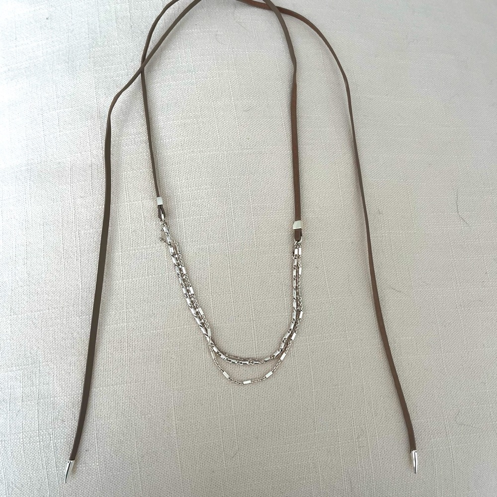 Stella and dot necklace